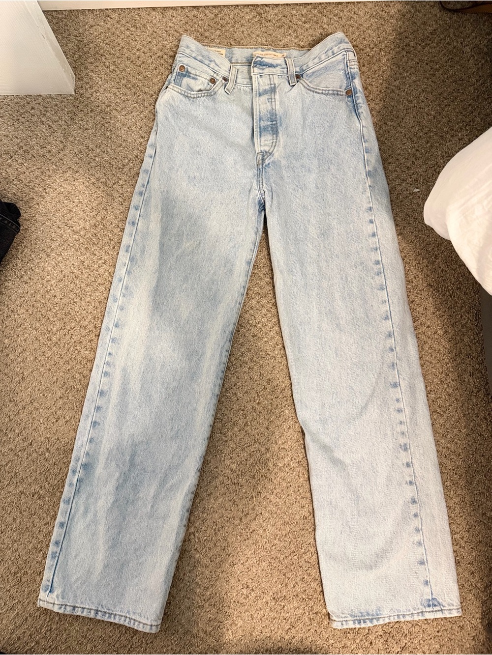 Levi's Light Blue Straight-Leg Women's Jeans - Picture 2 of 8